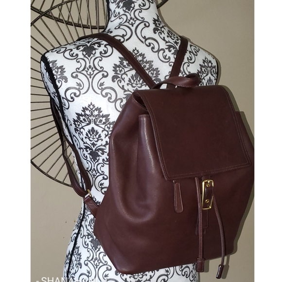 Coach 9827 Vintage Legacy West Hampton Mocha Leather Daypack/Backoack - Picture 2 of 12